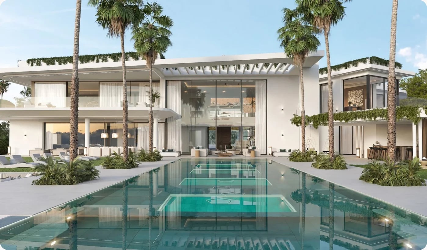 Villa de obra nueva con piscina y palmeras iluminada al atardecer
